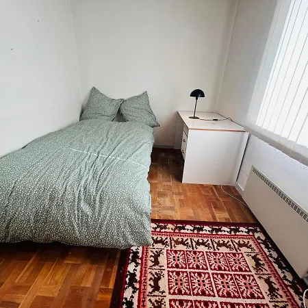 Cozy - Holiday, Sleepover *